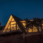 Saffronstays Harrier Crest, Lonavala - A Frame Villa With Bathtub Serving Delicious Veg Food