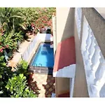 Mount Castle 5Bhk