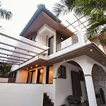 Saroj Villa
