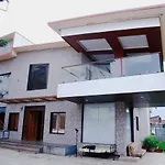Royal Retreat - 7Bhk Luxury Villa By Royal Villa Lonavla