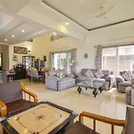 Parmarmountview 5Bhk Poolvilla