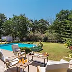 Saffronstays Roselle, Malavli - Pet-Friendly Pool Villa With Modern Interiors