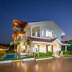 Casa Serenity By Stayvista - Relax With A Pool, Lawn, And Inviting Jacuzzi
