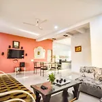 Empyrean Stays Ll 4Bhk Veronica Palace Ll Ac Ll Pool Ll Free Wifi Ll