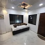 The Perfect Stays Umang Villa