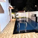 The Perfect Stays Umang Villa