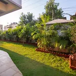 Mercury Stays - The Vibe Villa, 4Bhk