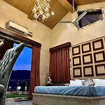 Mount Retreat