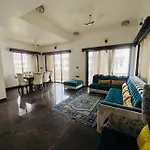 Margarita Villa By Aquastay