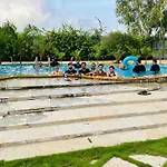 Voyage Zo Lonavala