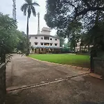 Hotel Mangal Residency Lonavala !! 600 Mts From Lonavala Railway Station !! Couple Friendly !!