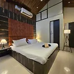 Mount Bungalows-Mount Paradise-6Bhk-Pvtpool