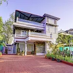Alaya Stays 4 Bhk With Poolside Gazebo & Garden - Villa Nest