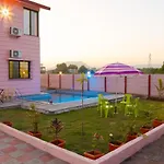 Vira Villa
