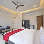 Elegant Vista Villa