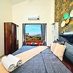 Ll Empyrean Stay Ll Airawat Villa Ll 2Bhk Ll Ac Ll Private Pool Ll Wifi Ll
