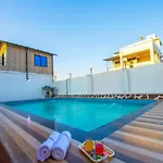 Empyrean Stay II 6Bhk II Samrat Villa II Ac II Pvt Pool Ll Largest Pool Ll