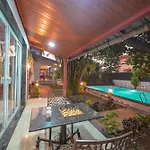 Garden Cottage Villa By Tropicana Stays