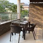 Akn Villa