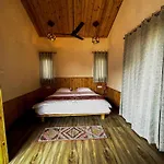 Varuwoods - Luxury Boutique Resort, Trekking & Water Sports