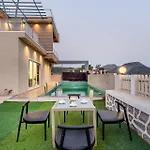 Stayvista At Rising House With Pool, Wi-Fi, Bbq