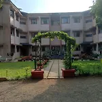 Krisna All Suite Stay