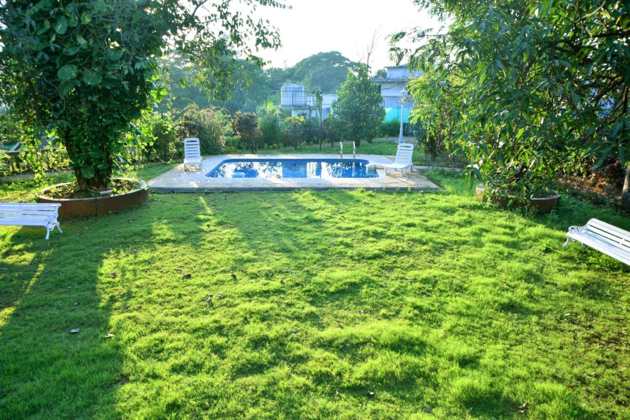Villa West Valley Villa, Rajbhavan