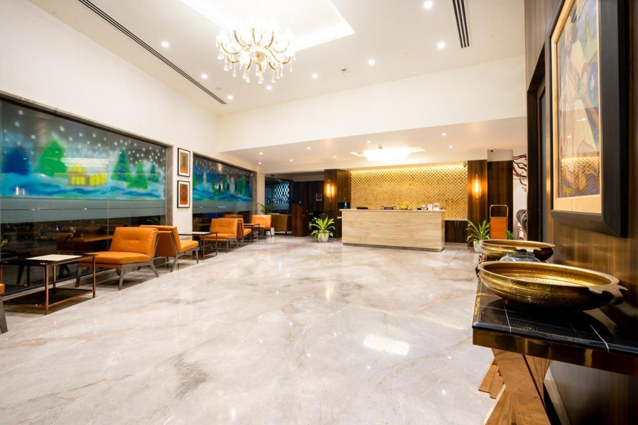 The Orchid 4*