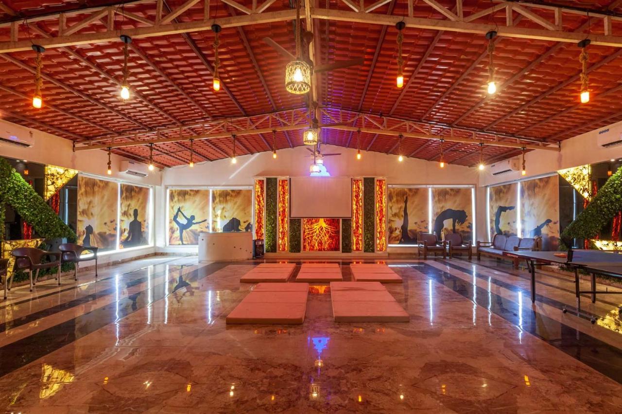 Ayurkutir Villa: Relaxation Oasis With Pool, Gym & Snooker Resort