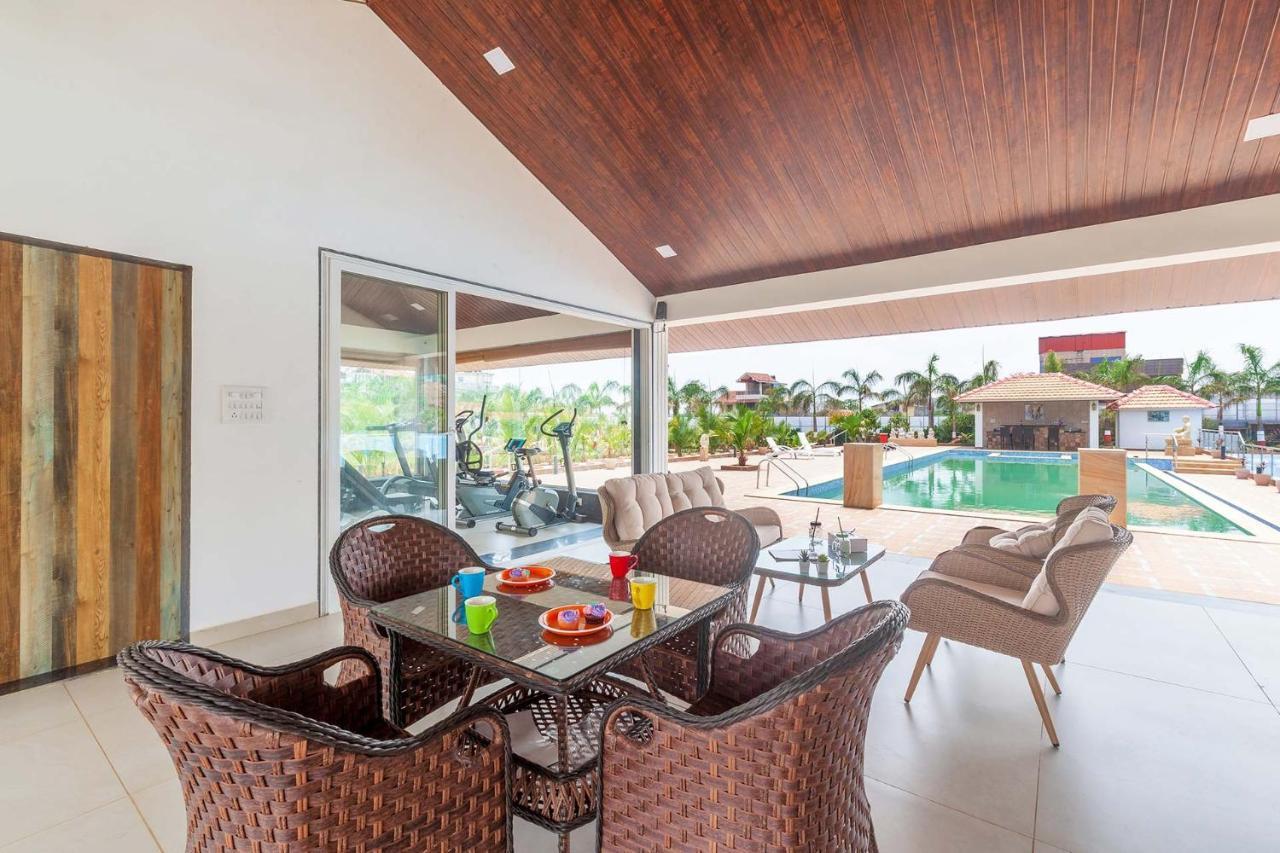 Villa La Palm By Stayvista: Mountain-view With Pool, Gym & Recreational Amenities Lonavala