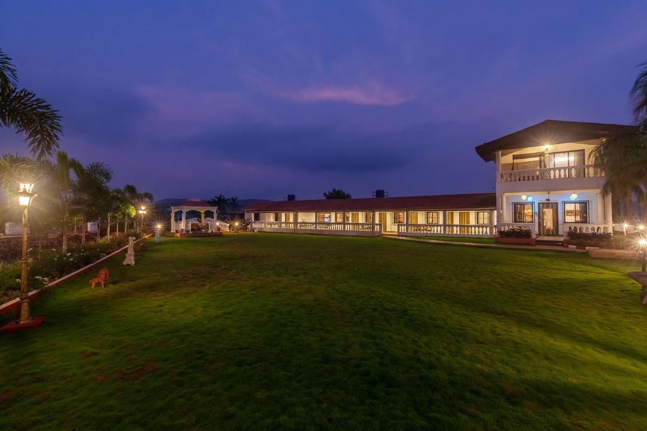 La Palm By Stayvista: Mountain-view With Pool, Gym & Recreational Amenities