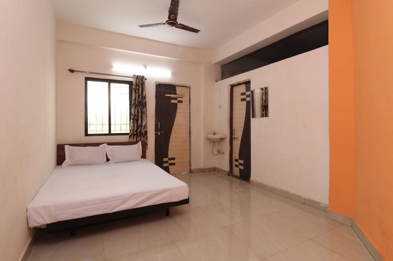 Hotel Spot On 37198 Matoshree Niwas