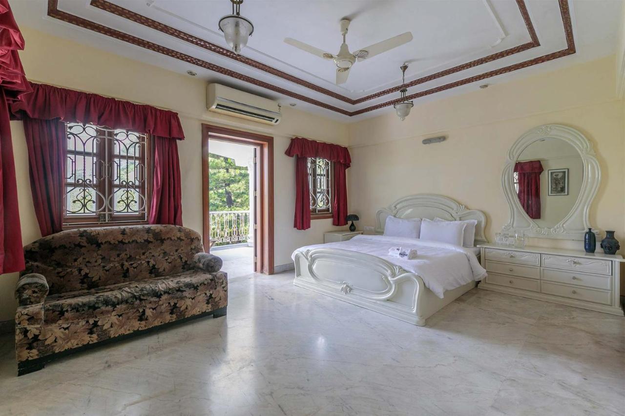 Stayvista At The White House Villa *