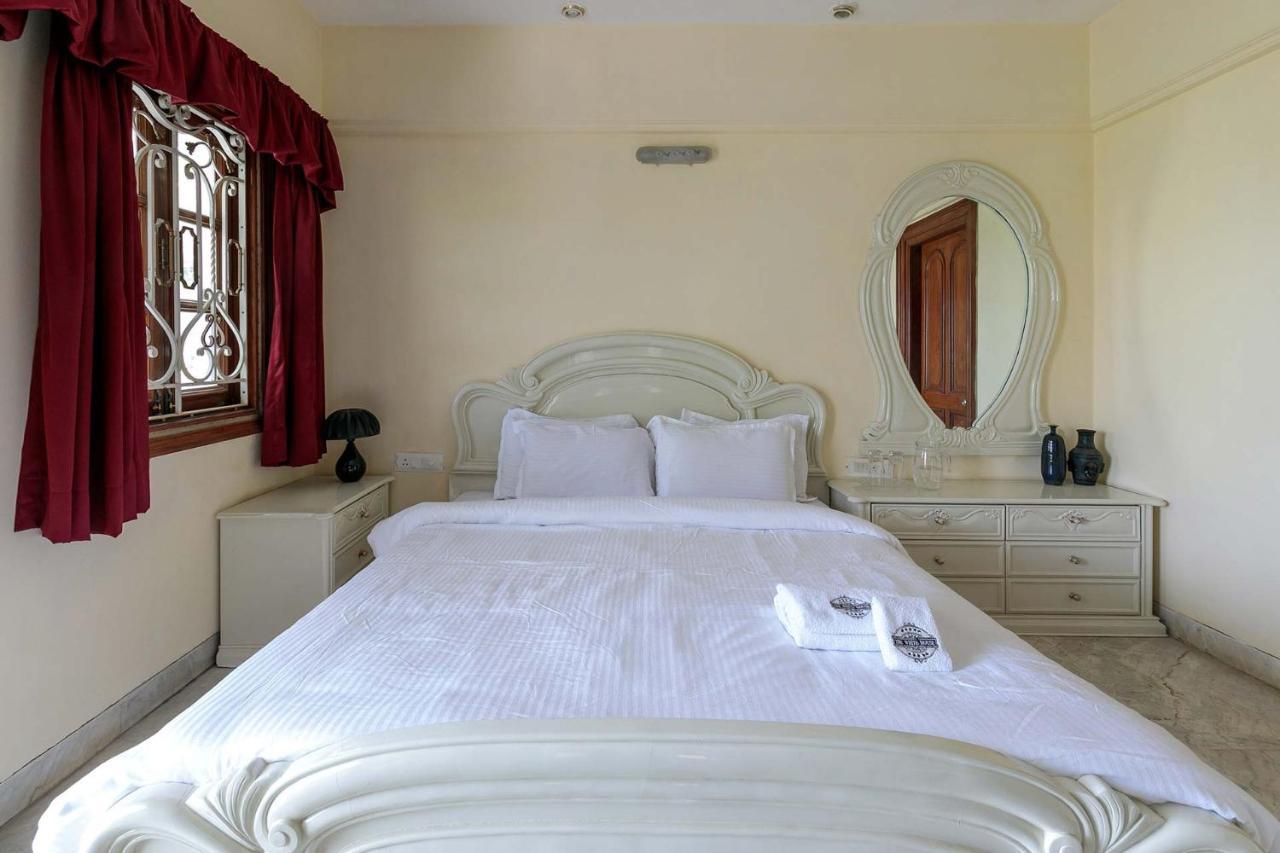 Stayvista At The White House Villa Lonavala
