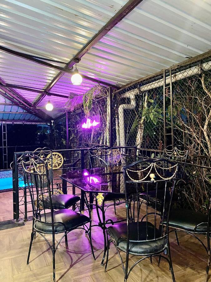 Bed & Breakfast Mount Bungalows - Mount Royal Lonavala