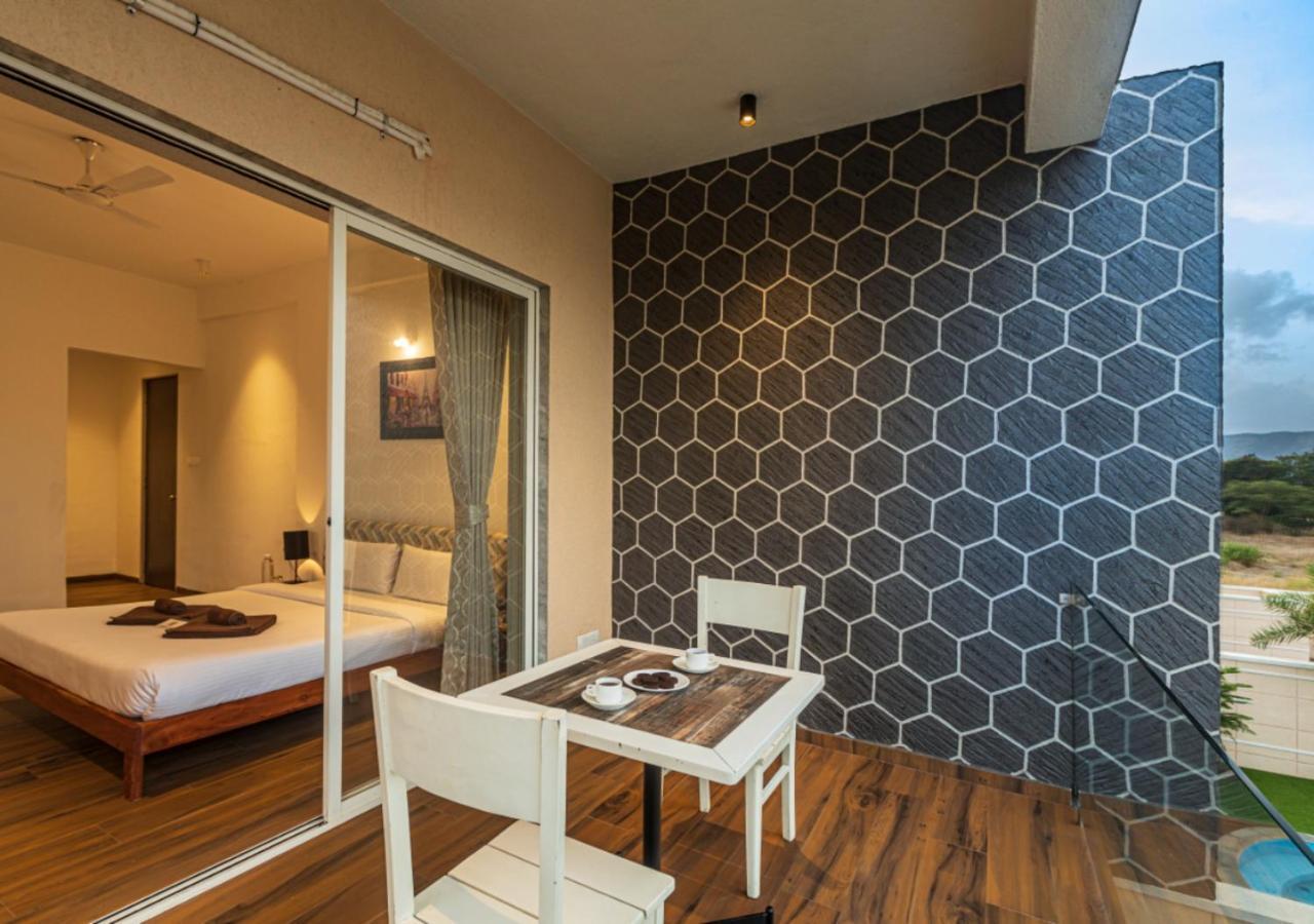 Saffronstays Barney, - Pet-friendly Pool Near Sunny Da Dhaba Villa Lonavala