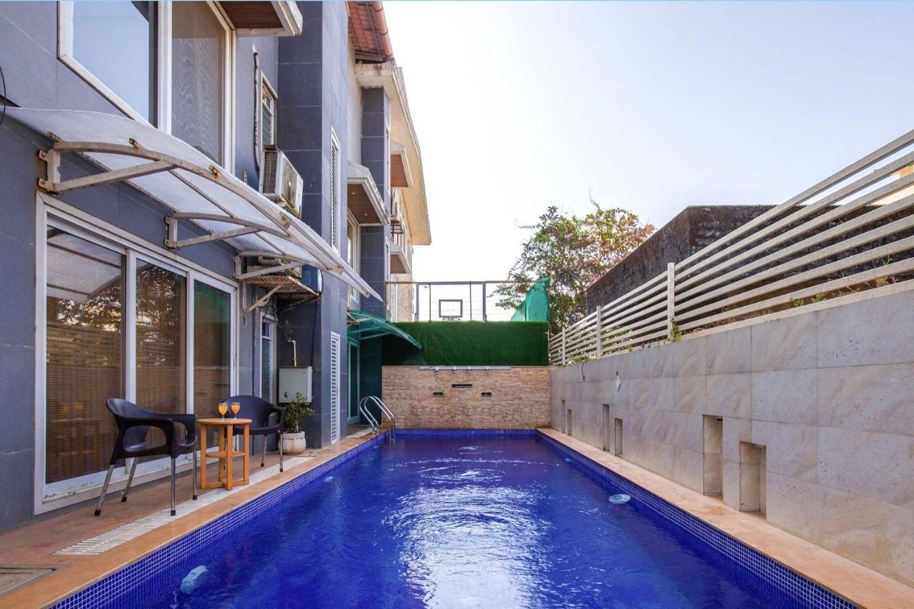 Resort Ayurkutir Villa: Relaxation Oasis With Pool, Gym & Snooker *