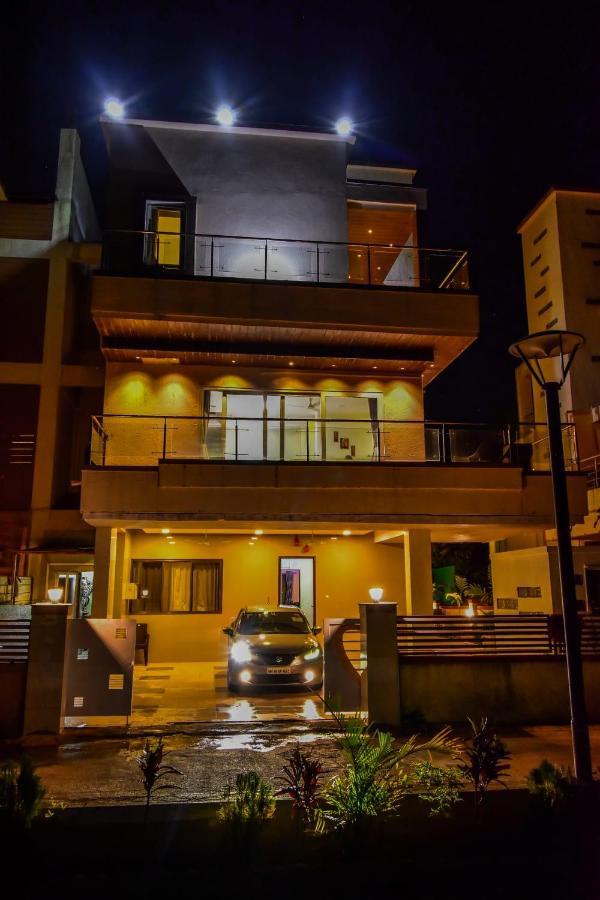 Luxurious 4bhk Honeycomb With Private Pool Lonavala