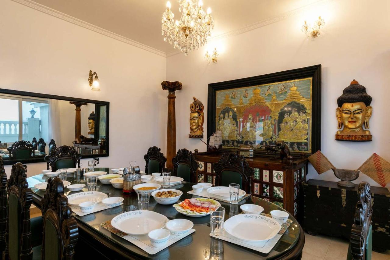 Villa Ananda Villa: Serene Mountain Retreat With Heritage Charm Lonavala