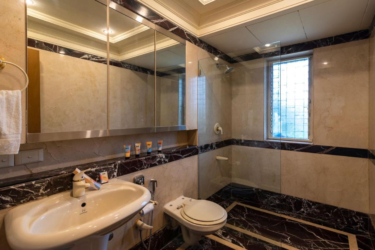 Stayvista's Lumiere With Rainshower Bliss *
