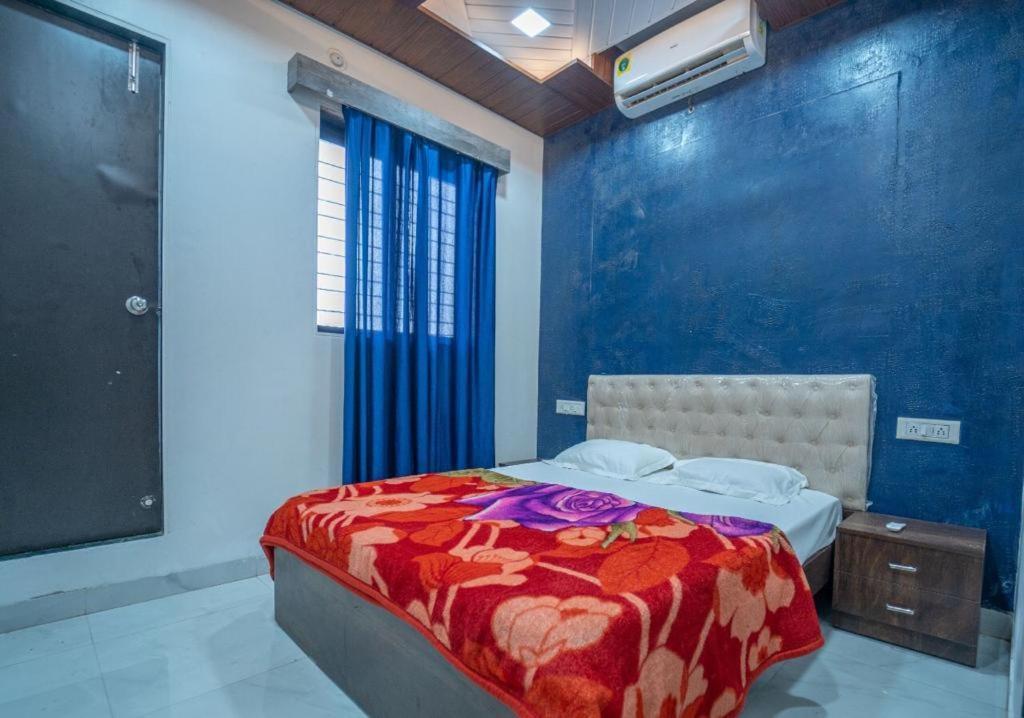 Villa Chand 4bhk *