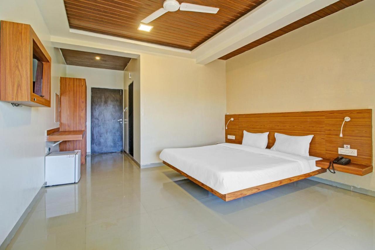 Collection O 88234 Lemon Trees Resorts Lonavala