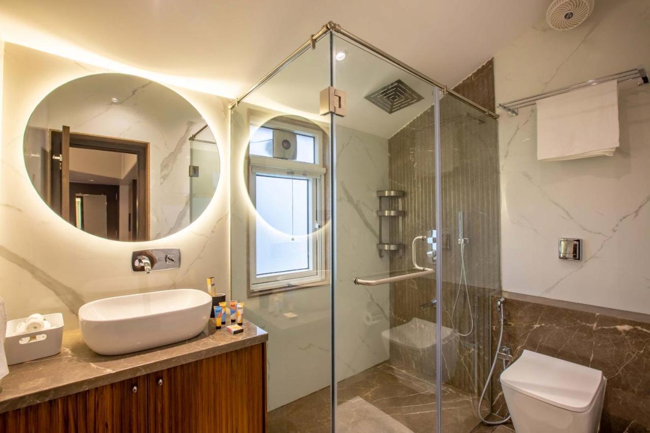 The Grey Medley: Mediterranean Oasis With Pool And Gazebo * Lonavala