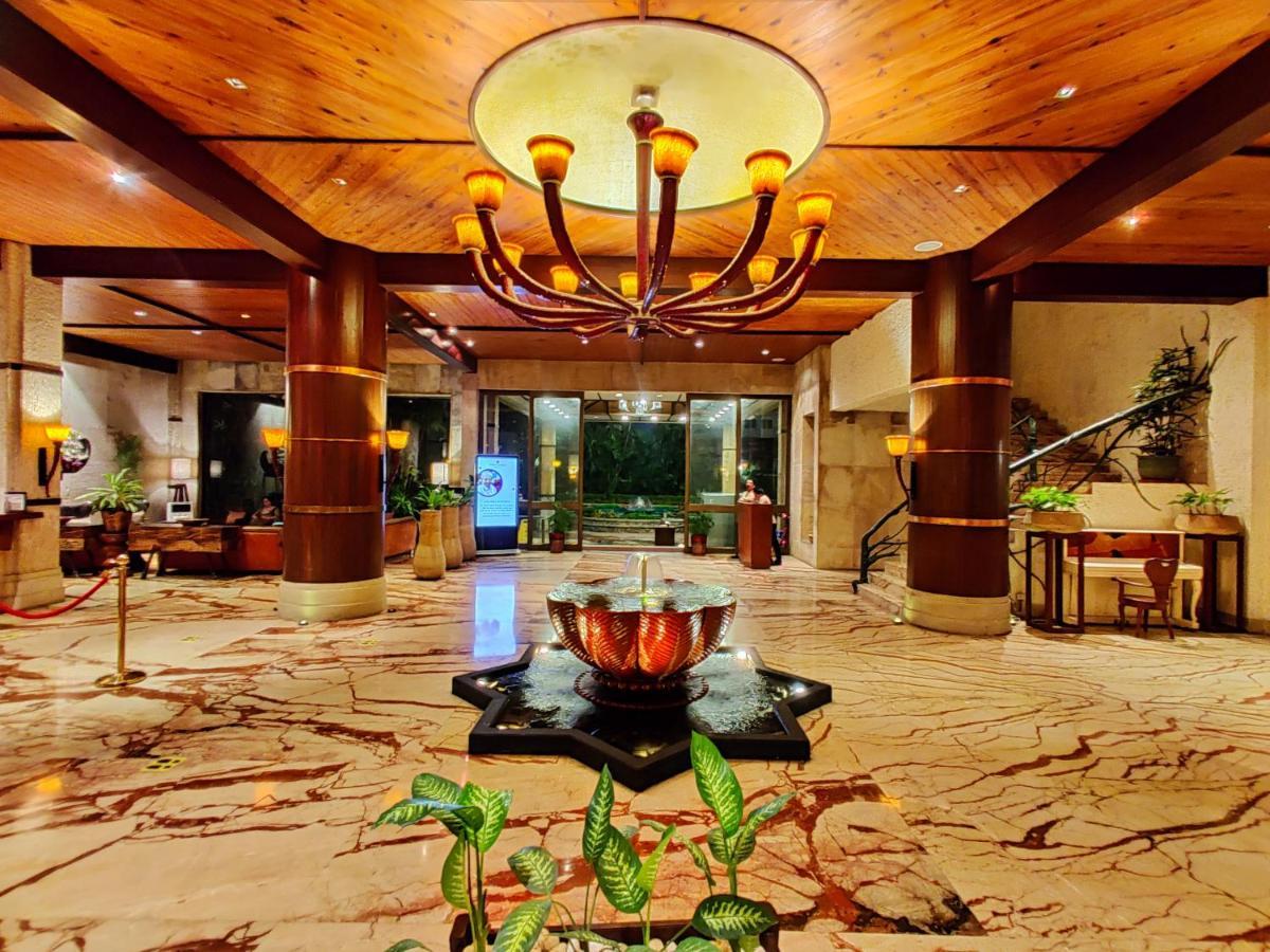 Resort Fariyas Lonavala