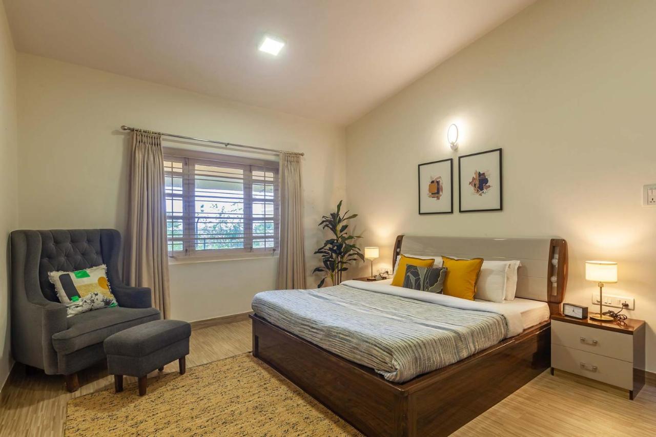 Stayvista's V Square - Enjoy A Pool And Indoor Games For A Leisurely Villa Lonavala