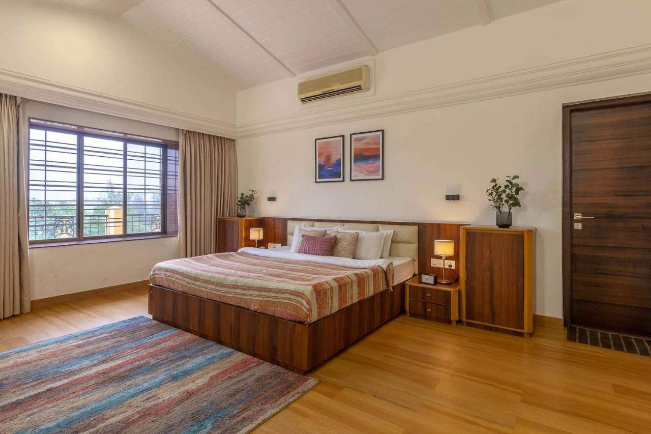 Villa Stayvista's V Square - Enjoy A Pool And Indoor Games For A Leisurely Lonavala
