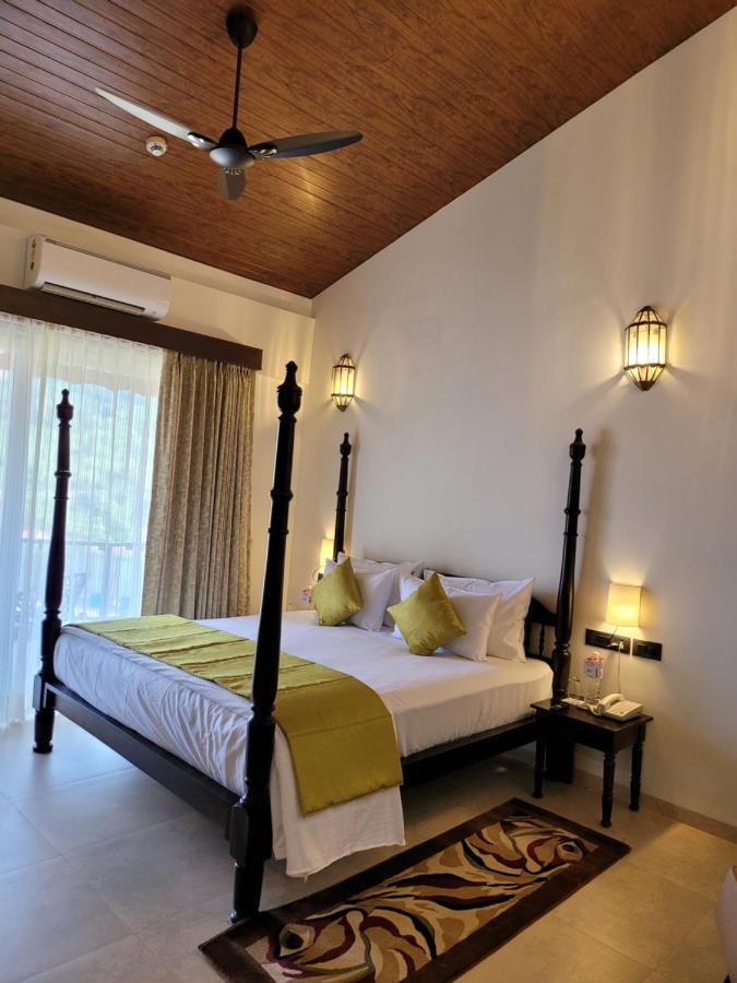 Hotel Mastiff Grand La Villae Lonavala