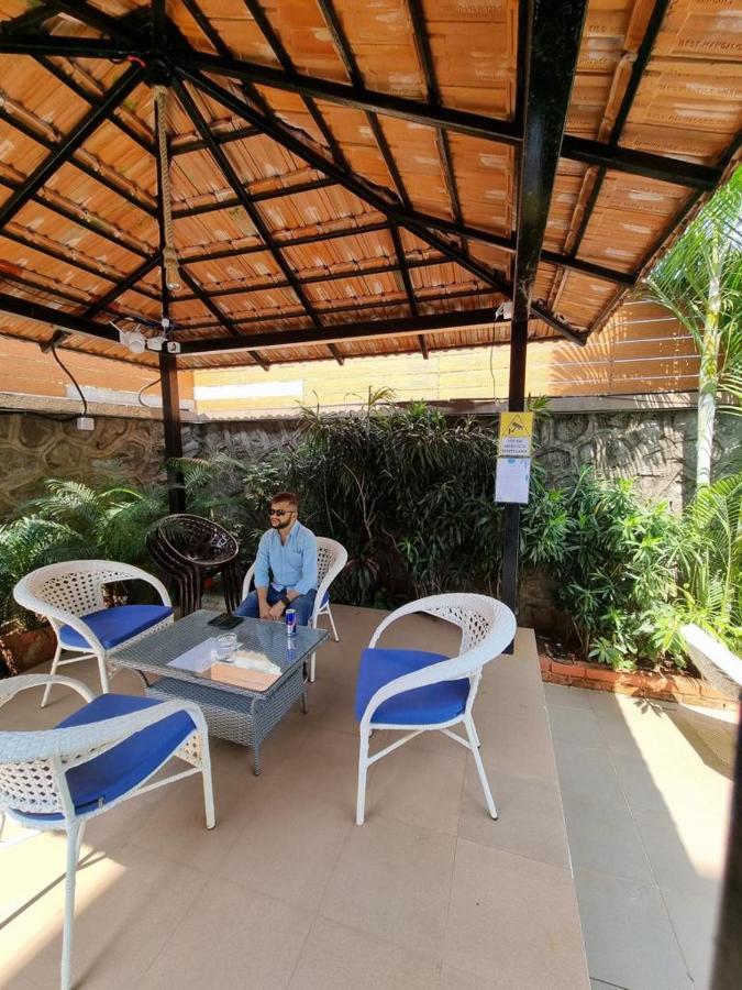 Rainbow 5bhk Villa *