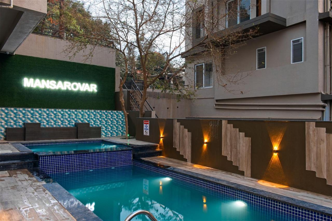 Saffronstays The Fusion, - Pool With Hip Interiors And Indoor Games * Lonavala