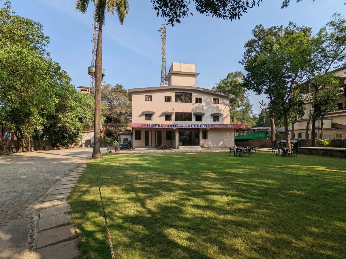 Hotel Mangal Residency !! 600 Mts From Railway Station !! Couple Friendly !! Lonavala